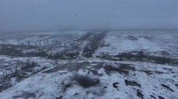 Запорожье. Дрон 19 гвардейской мотострелковой дивизии 58 ОА из состава ГрВ "Днепр" уничтожил украинскую "Бабу Ягу" тараном Енот из Херсона