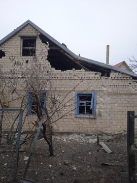 В минувшие сутки в Херсонской области из-за атак ВСУ погибли 2 человека, еще 1 получил ранения, заявил Владимир Сальдо