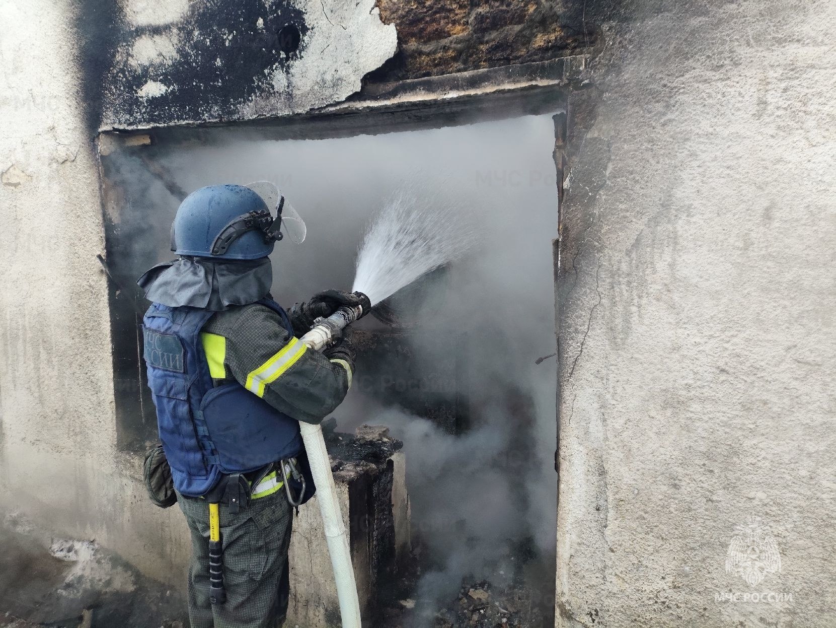 Спасатели МЧС России по Херсонской области ликвидировали пожар в Алешкинском округе