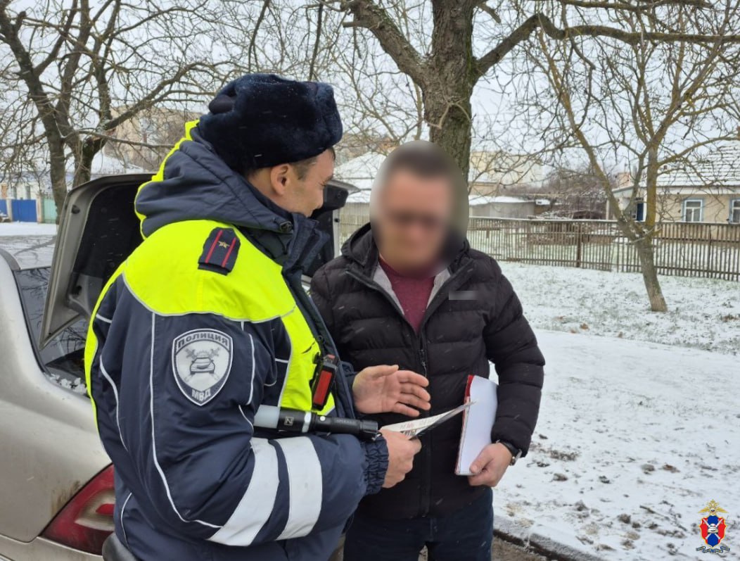 "Безопасный звонок": в Чаплинском округе госавтоинспекторы провели акцию для защиты от телефонного мошенничества