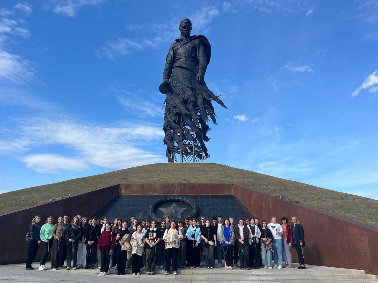 Рассказываем о том, чем занимались сотрудники администрации в 2025 году