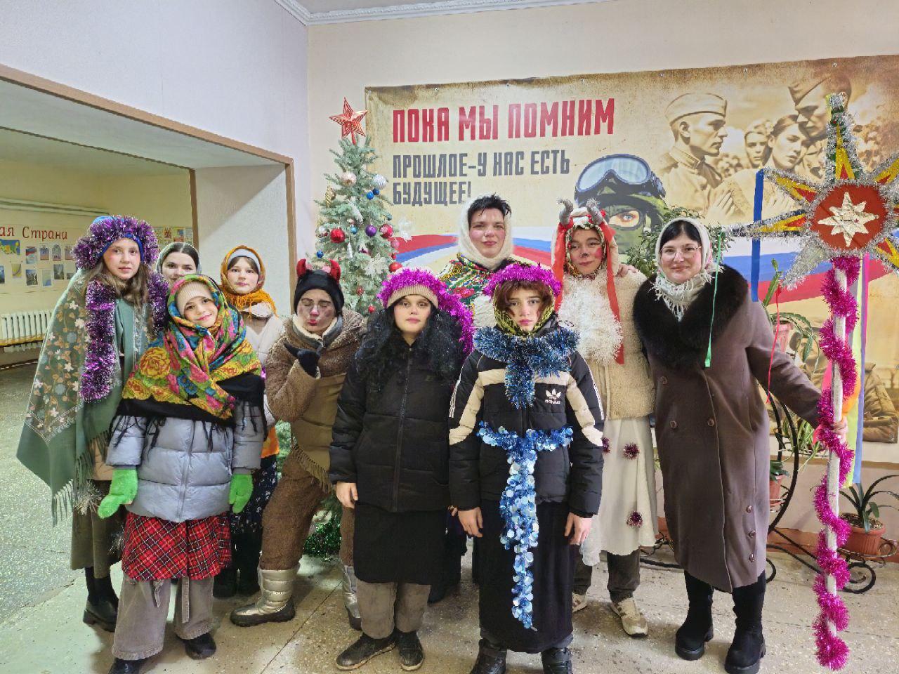 Первые Подовской школы отметили Щедрый вечер