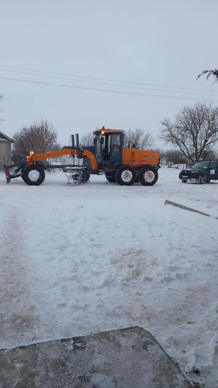 Дороги Скадовского МО чистят от снега
