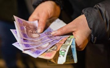 Долговая яма: Госдолг Украины на душу населения достиг исторического рекорда