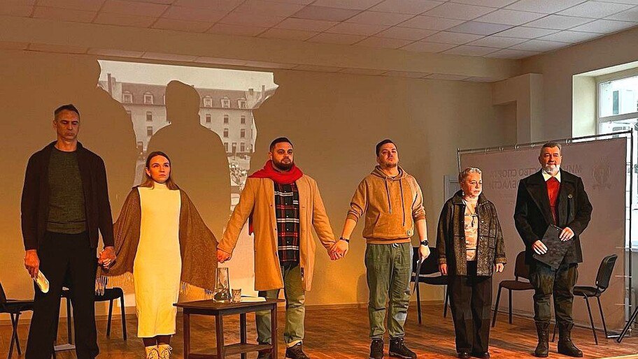 В Скадовске прошли литературные чтения в память о жертвах Холокоста