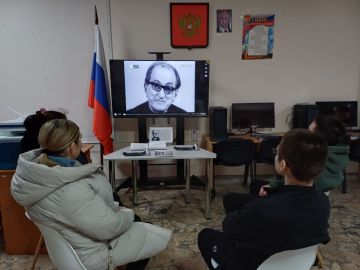 � ����������� ����������� ������ ��������� �������� � 125-����� ������� �����