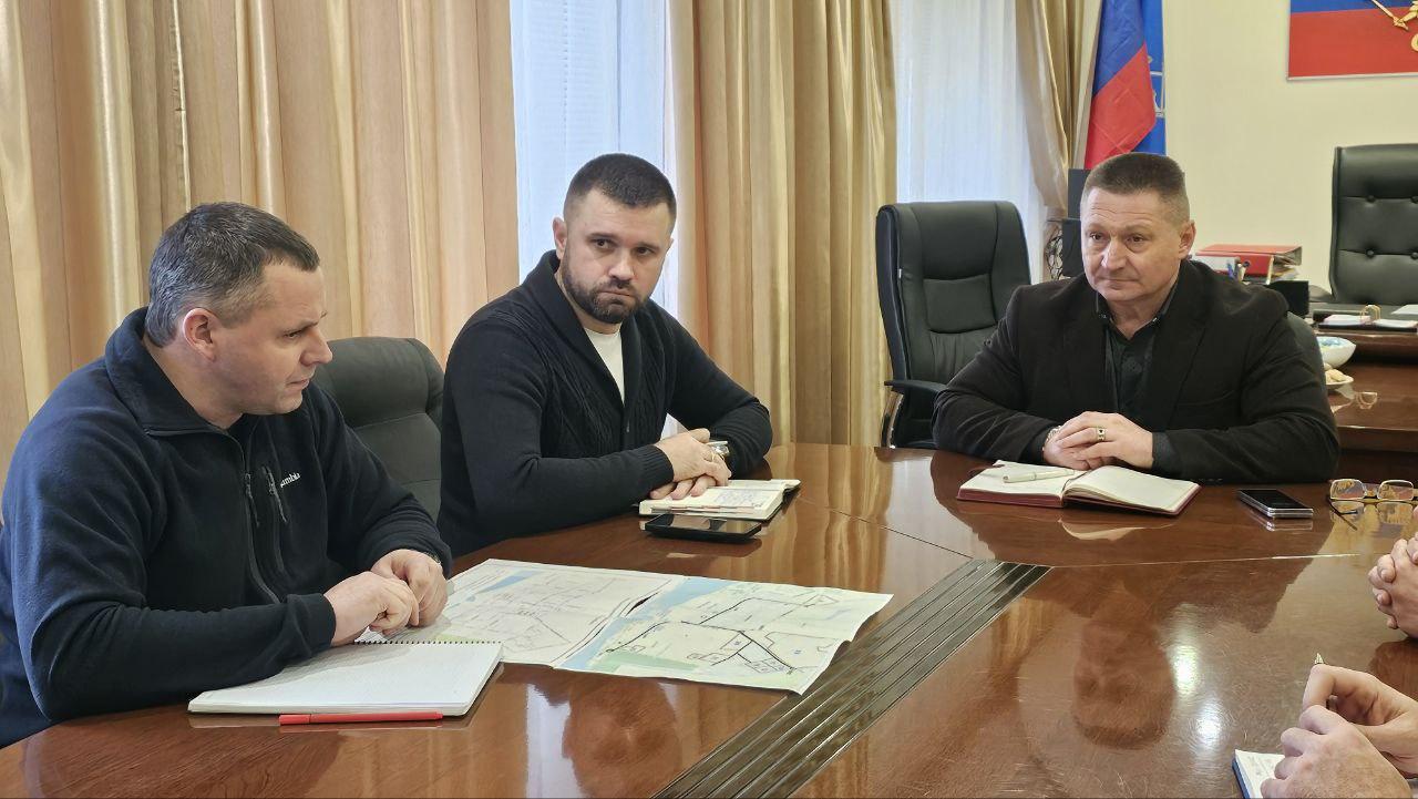 Глава Скадовского округа обсудил смену водоотведения в Скадовске