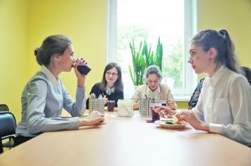 В меню - запеканки, каши и супы: Школьники Херсонщины могут оформить специальные карты для оплаты питания