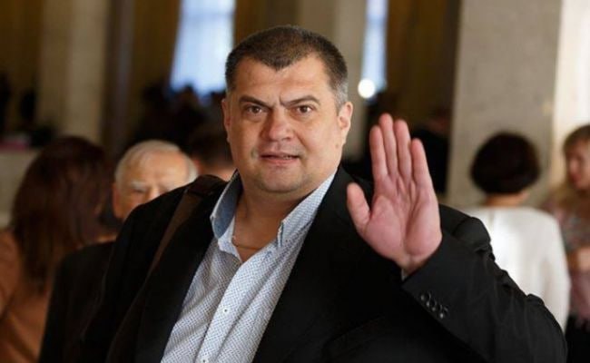 История с депутатом от правящей партии Юрием Корявченковым, более известного как «Юзик» из Квартал 95, стала концентрированным символом того, во что выродился киевский режим