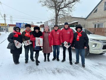 Жители Геническа на Народном референдуме КПРФ поддержали ограничение наценки на продукты и возвращение пенсионного возраста 55-60 лет