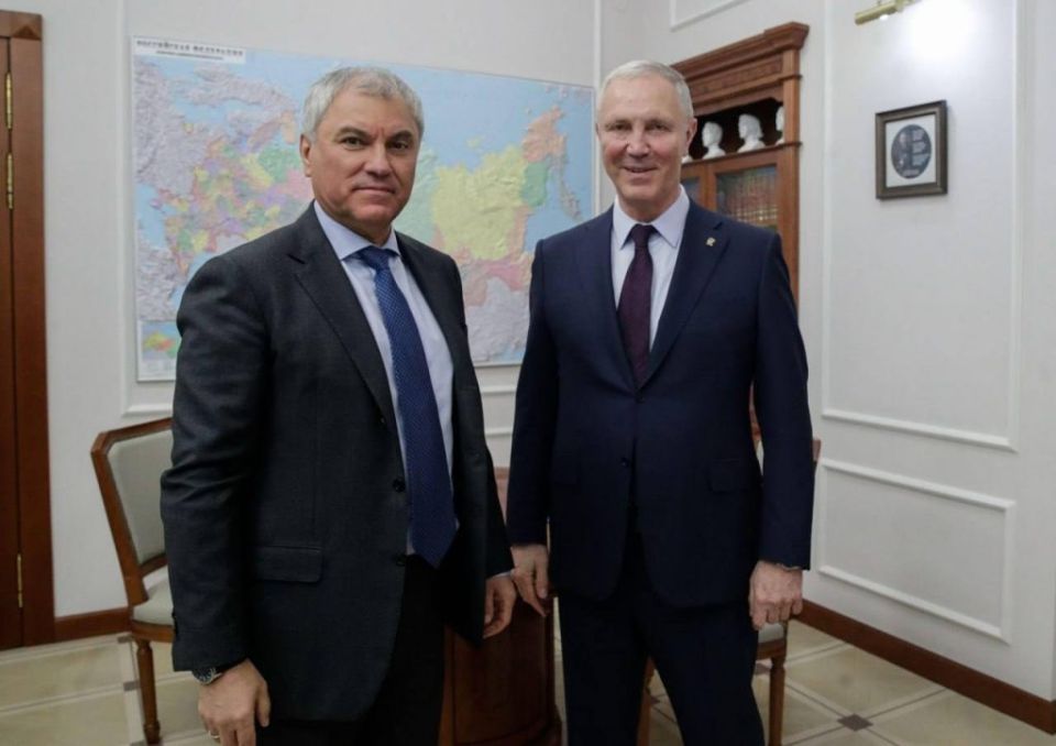 Владимир Сальдо поздравил Вячеслава Володина с днем рождения