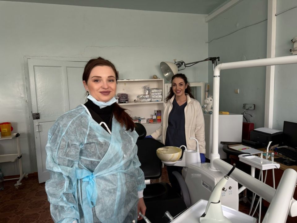 Сенатор Игорь Кастюкевич помог организовать работу детских стоматологов из Адыгеи в Нижнесерогозской больнице