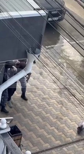 ������� ������ �������� � ����� ��������� � �����