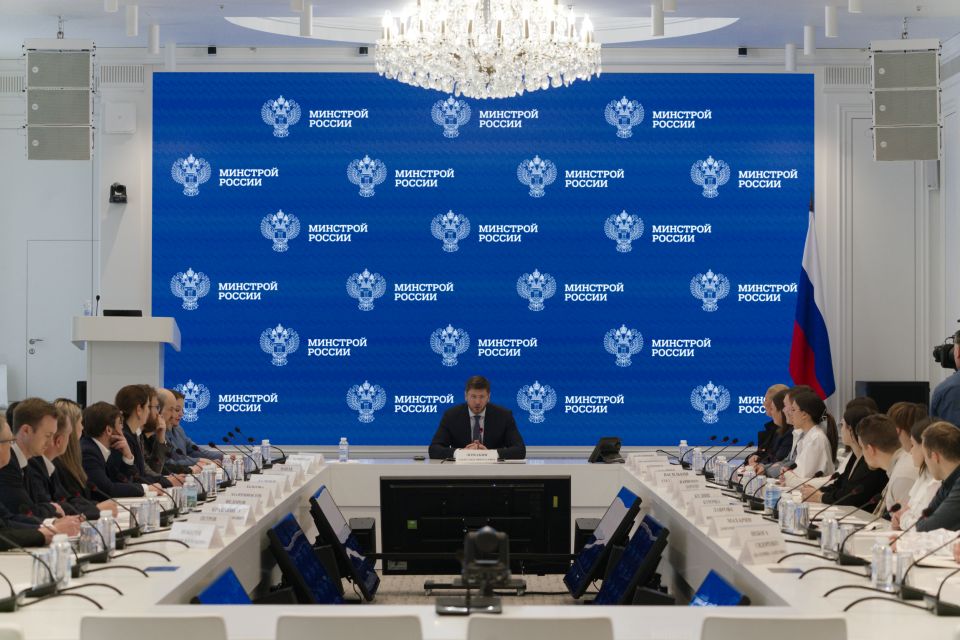 � �������� ������ ���������������� ��������� ���������� �������� ������������� � �����������, ������� ������� � ������ �� ���������� � ������ �������� ����������������� ������������ ��