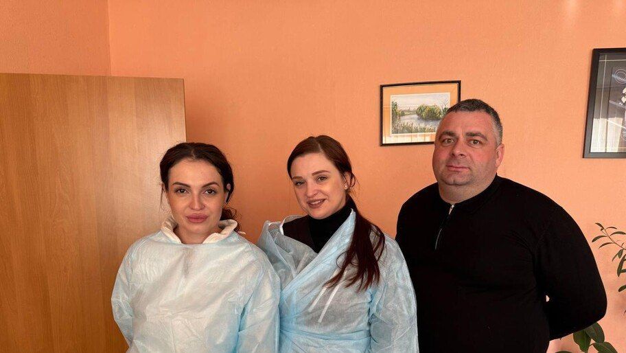 Стоматологи из Адыгеи будут работать в Нижних Серогозах вахтовым методом