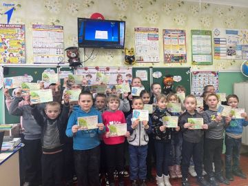 Первые Новоалександровской школы присоединились к акции «Добро через книгу»