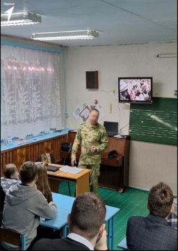 Первые Чаплинской школы № 2 почтили память воинов-интернационалистов