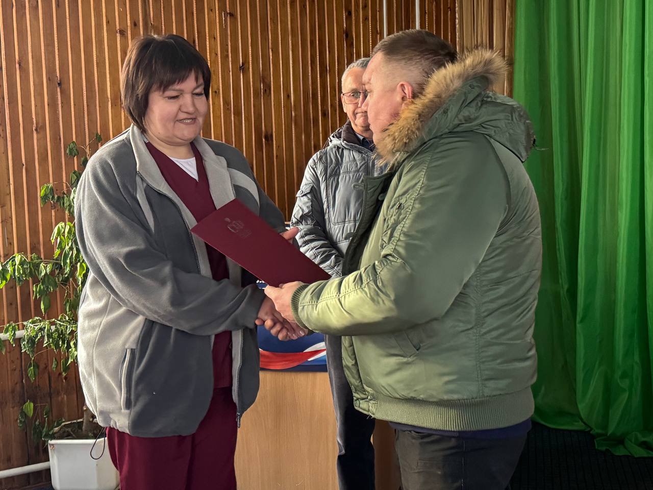 «Они не работают в медицине, а служат»: Игорь Кастюкевич поблагодарил врачей, спасавших людей в новогоднюю ночь