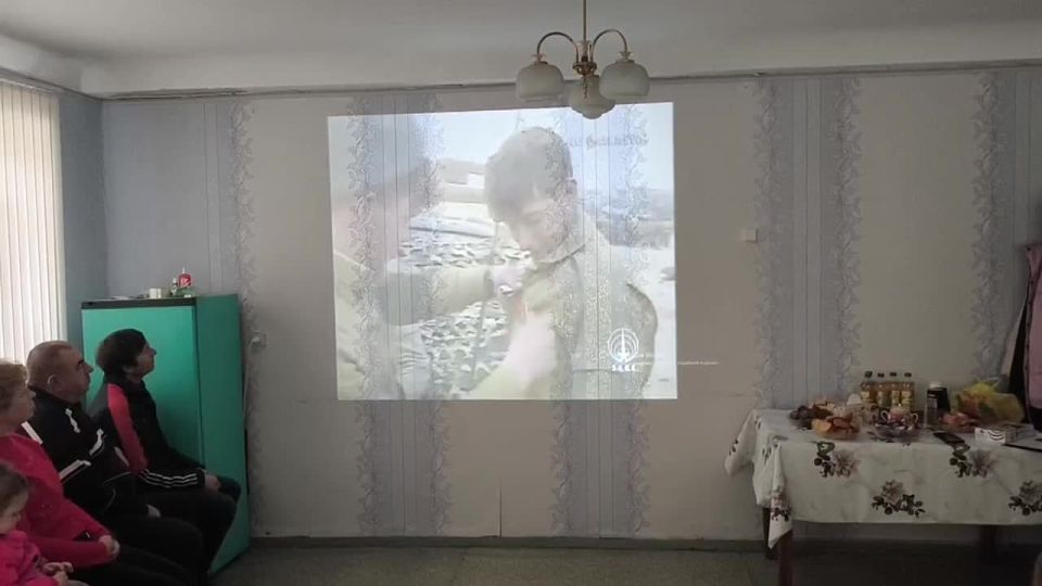 Вольновский дом культуры стал площадкой для встречи поколений, где при поддержке местного отделения партии "Единая Россия" отметили годовщину вывода войск из Афганистана