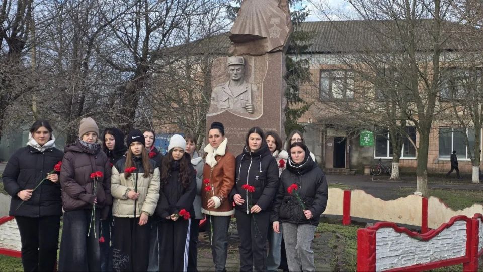 Дню память россиян, исполнявших служебный долг за пределами Отечества в Ивановском, Новотроицком, Чаплинском и Алешкинском округах