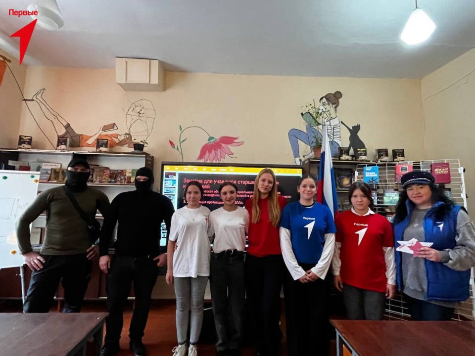 Первые Новотроицкого округа встретились с военнослужащим