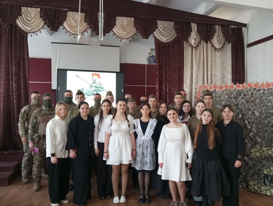 Надежда Бабешко: В Ивановской школе 20 февраля 2026 года прошел традиционный праздничный концерт, посвященный Дню защитника Отечества