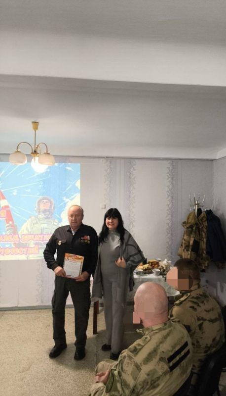 В преддверии Дня Защитника Отечества, по инициативе первичного отделения партии " Единая Россия" , совместно с работниками Вольновского Домом Культуры прошла встреча жителей Вольновского ТО с участниками СВО и ветеранами...