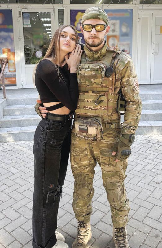 Она пережила ад в херсонском подвале, он с первых дней защищал Крым: история Влада и Влады, которые обвенчались между боями