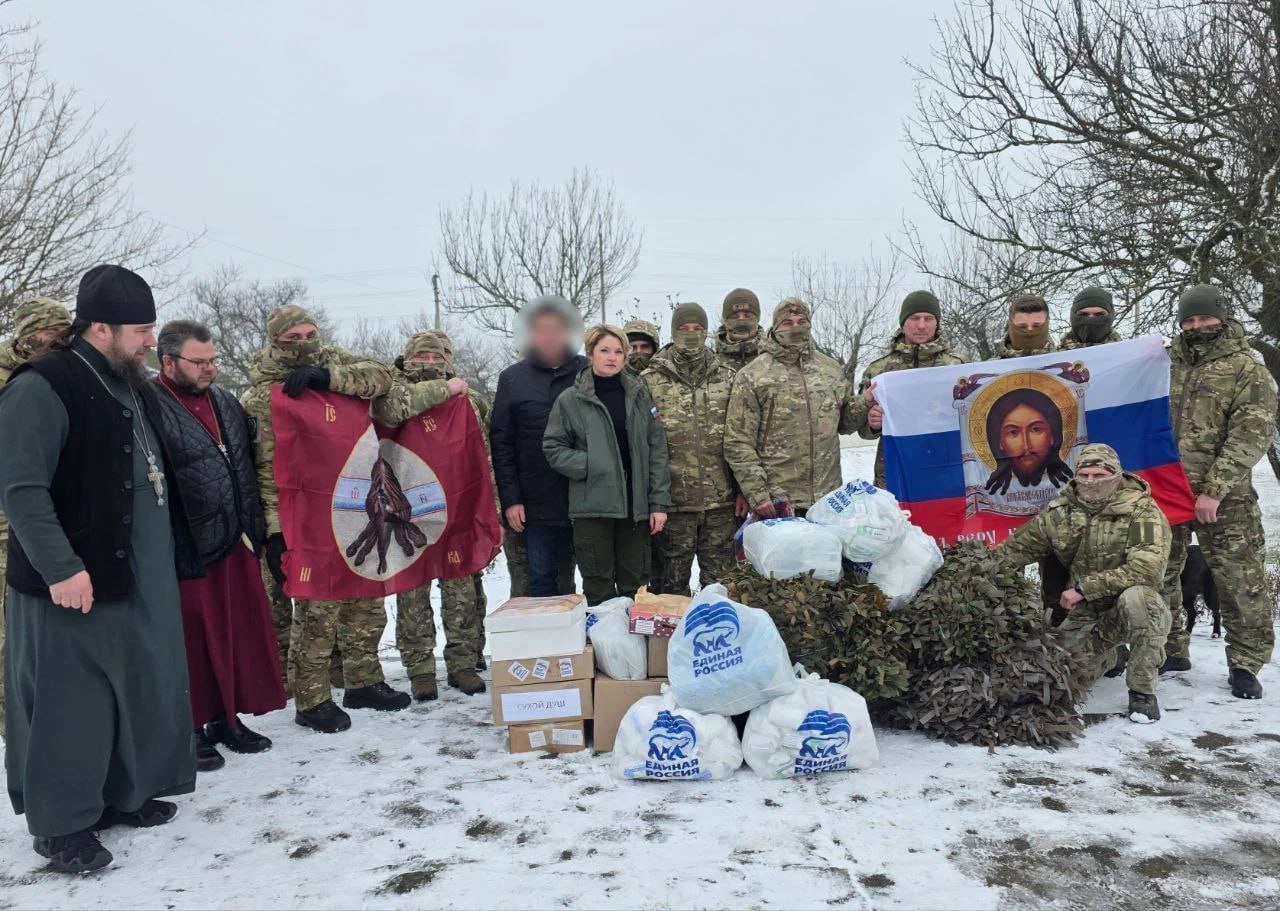 Ко Дню защитника Отечества "Единая Россия" организовала акции поддержки участников СВО в Херсонской области