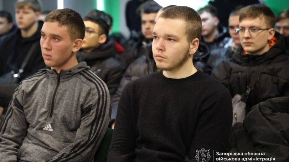 ���� �� �������: � ����������� ������������ ������������ ��������� ������������ ���� ������� ������������� ���������� ��� 600 ��������� ������� �����