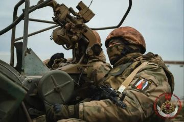 Росгвардейцы пресекли попытку беспилотной атаки противника по мирным объектам в Херсонской области