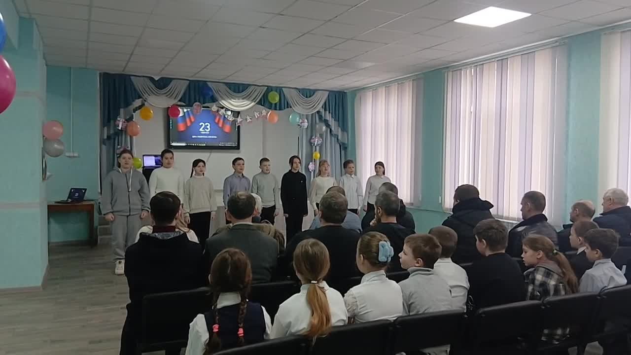 В ГБОУ ХО «Нижнесерогозская школа Нижнесерогозского района » прошли торжественные мероприятия, посвященные одному из самых значимых праздников в календаре нашей страны — Дню защитника Отечества