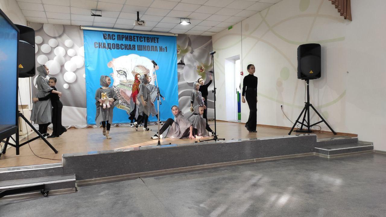 В честь мужества и отваги: концерт ко Дню защитника Отечества в школе Скадовска