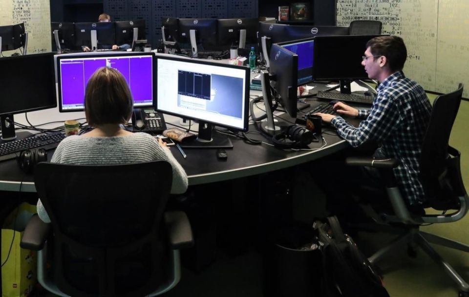 ������������ ��������� ������ � 469 VPN-�������� � ������