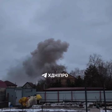Сильный взрыв в Днепре: предварительно, взорвались газовые баллоны, сообщают местные СМИ