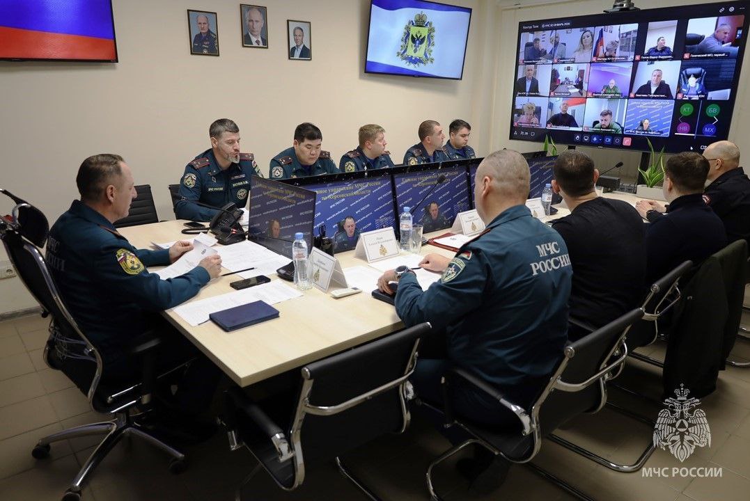 В Главном управлении МЧС России по Херсонской области прошло плановое заседание КЧС и OПБ