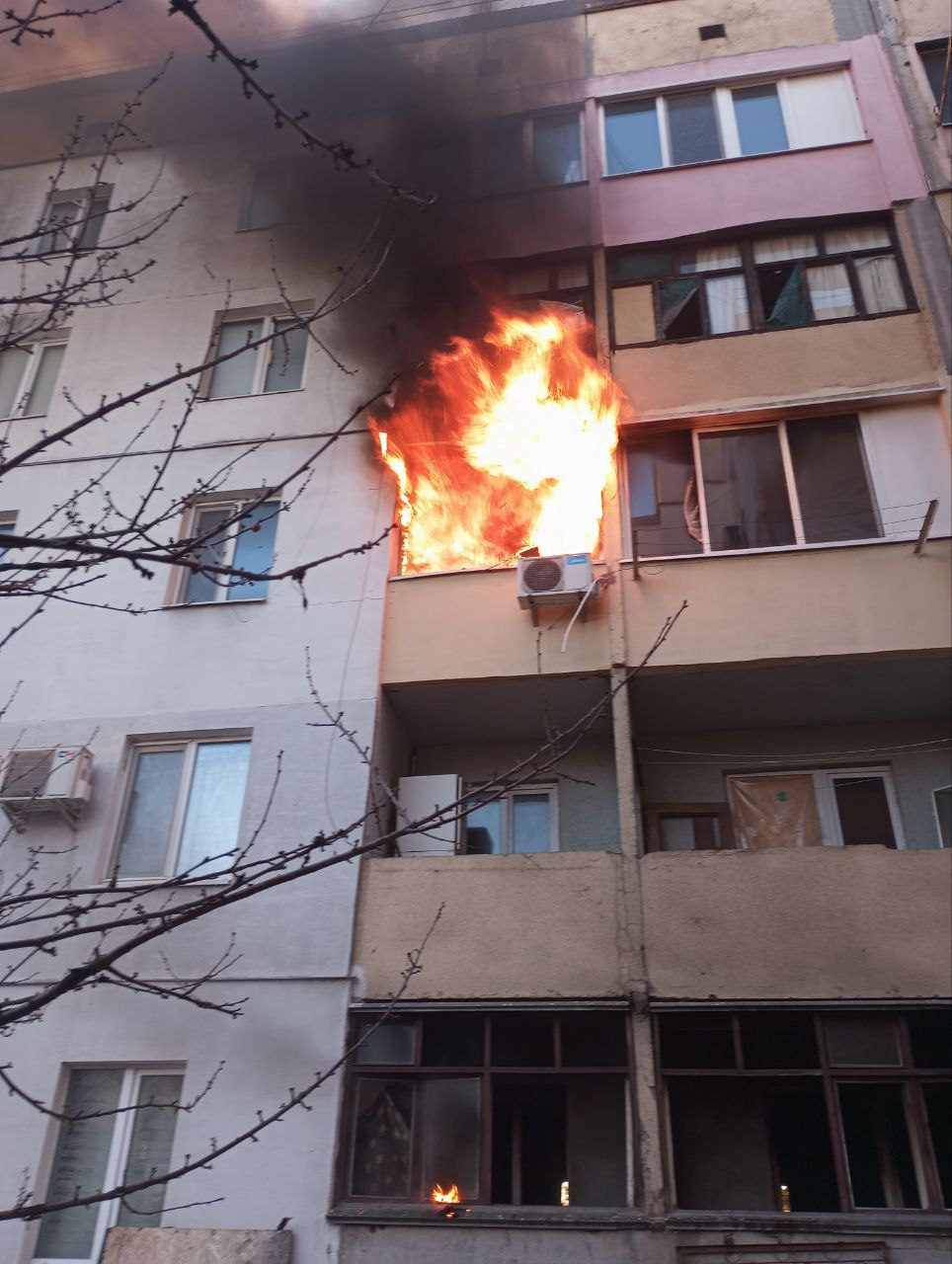 В Каховке ликвидирован пожар в многоквартирном доме