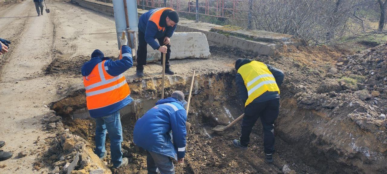 «Херсон Автодор» оперативно устранили последствия обвала мостового перехода