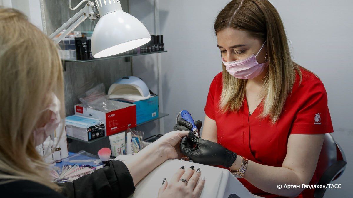 Росстандарт утвердил новый ГОСТ на маникюр и педикюр