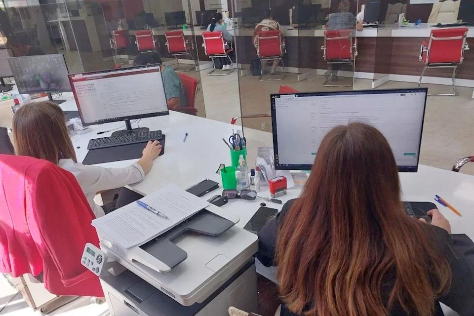 В МФЦ Херсонской области внедрили комплексную поддержку бойцам СВО и их семьям