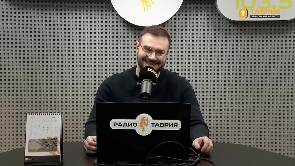 Роль женщин в развитии мира — в подкасте "Поди разберись"