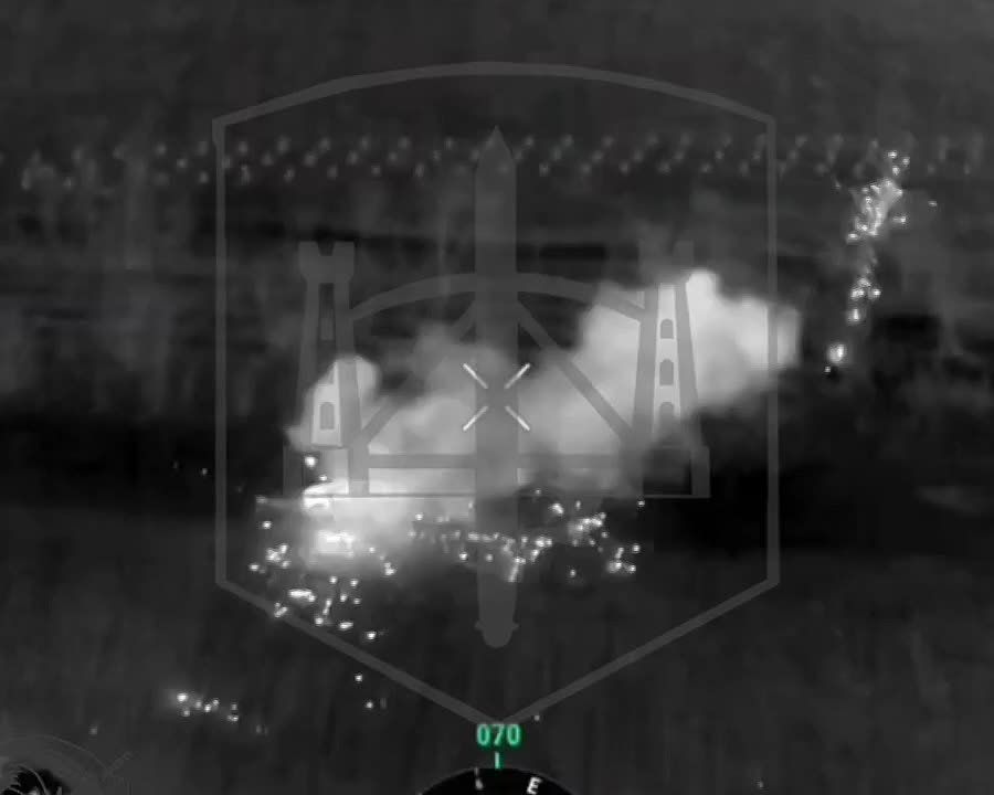 Запорожское направление. Очередной пикап ВСУ был сожжен оператором ударного дрона 58 Армии возле оборонительных укреплений врага телеграм-канал Херсонский Вестник