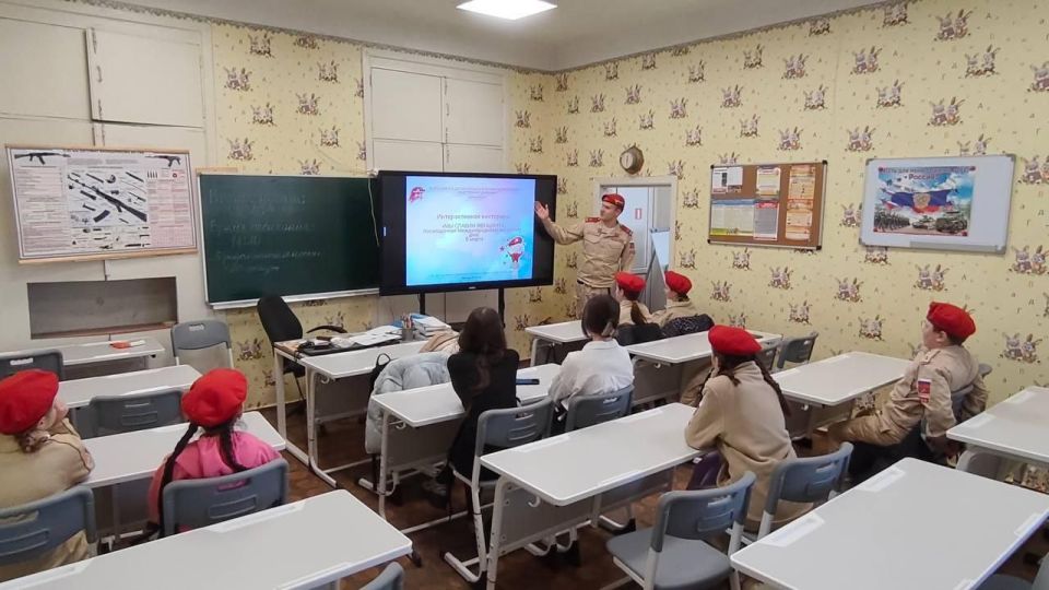 ������������� ��������� � ���������� 8 �����