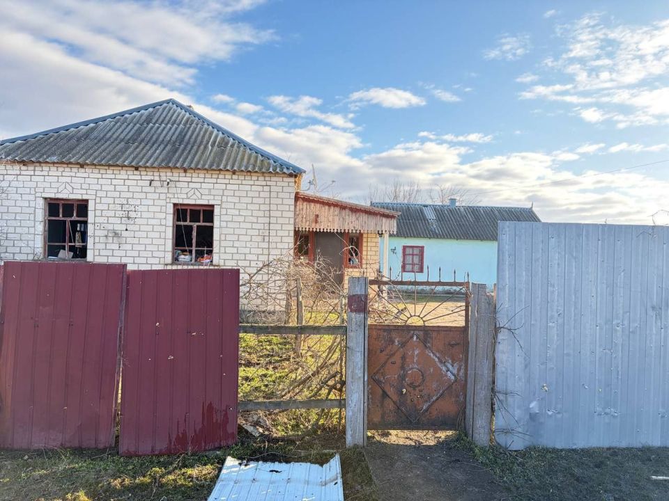 За неделю пять человек погибли, 17 пострадали в результате обстрелов ВСУ Алешкинского округа