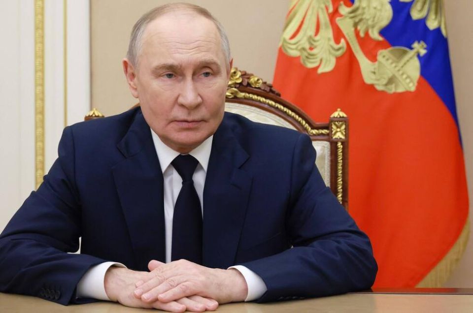 Путин провел совещание по повышению эффективности использования техники в СВО