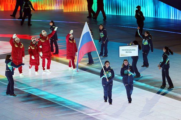 Сборная России впервые с 2014 года прошла на церемонии открытия Паралимпийских игр со своим флагом