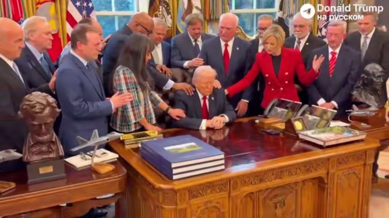 Глава американского Минфина Бессент заявил, что США уже ближайшей ночью проведут крупнейшую бомбардировку Ирана