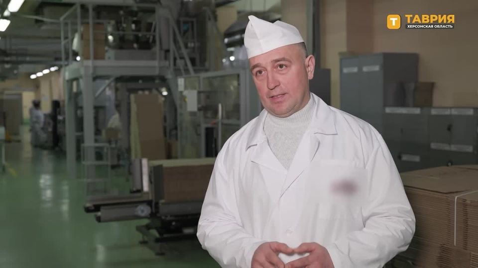 До 30 тонн готовой продукции выпускает за сутки Донецкая кондитерская фабрика