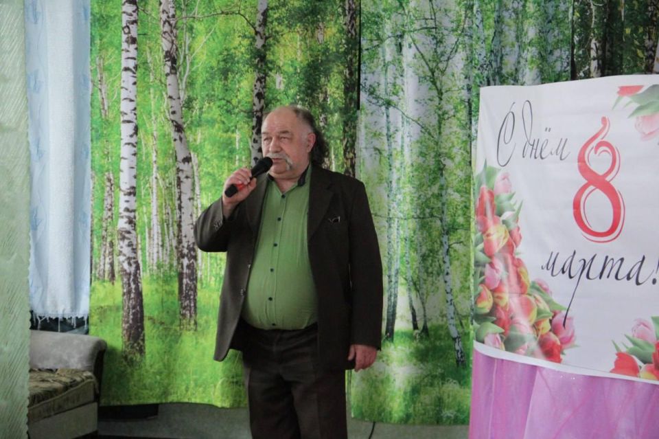 Весна в каждом сердце: МКУК «Чаплинский КДЦ» подарил праздник подопечным пансионата