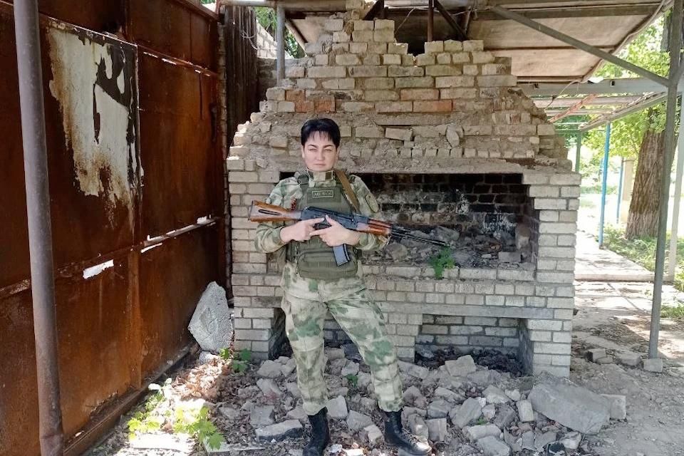На СВО должен быть свой Ангел: Бухгалтер из Сибири ушла на передовую, чтобы помочь жителям Новороссии и Донбасса